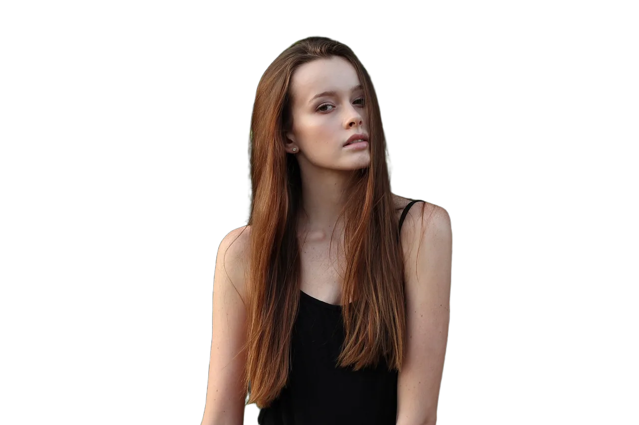 Donna con lunghi capelli castani scontornata su sfondo trasparente